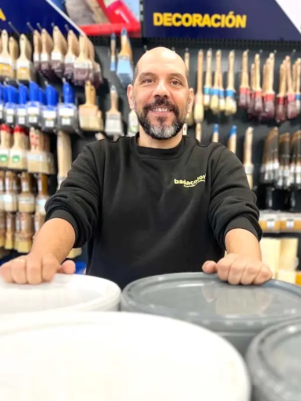 José, almacén Badacolor